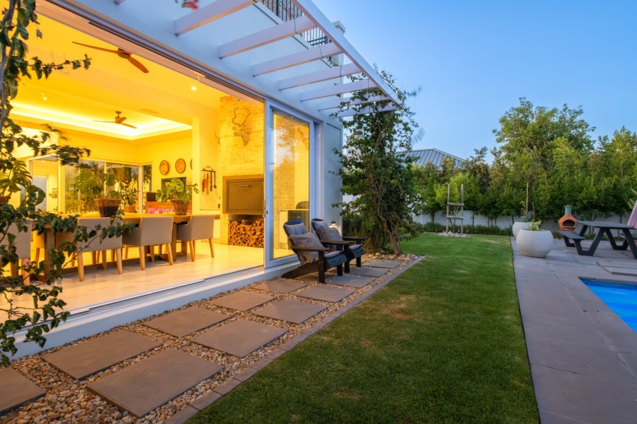 4 Bedroom Property for Sale in Val De Vie Estate Western Cape